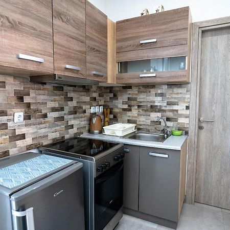 Golden Dolphin Studios & Apartments 阿里克斯 客房 照片