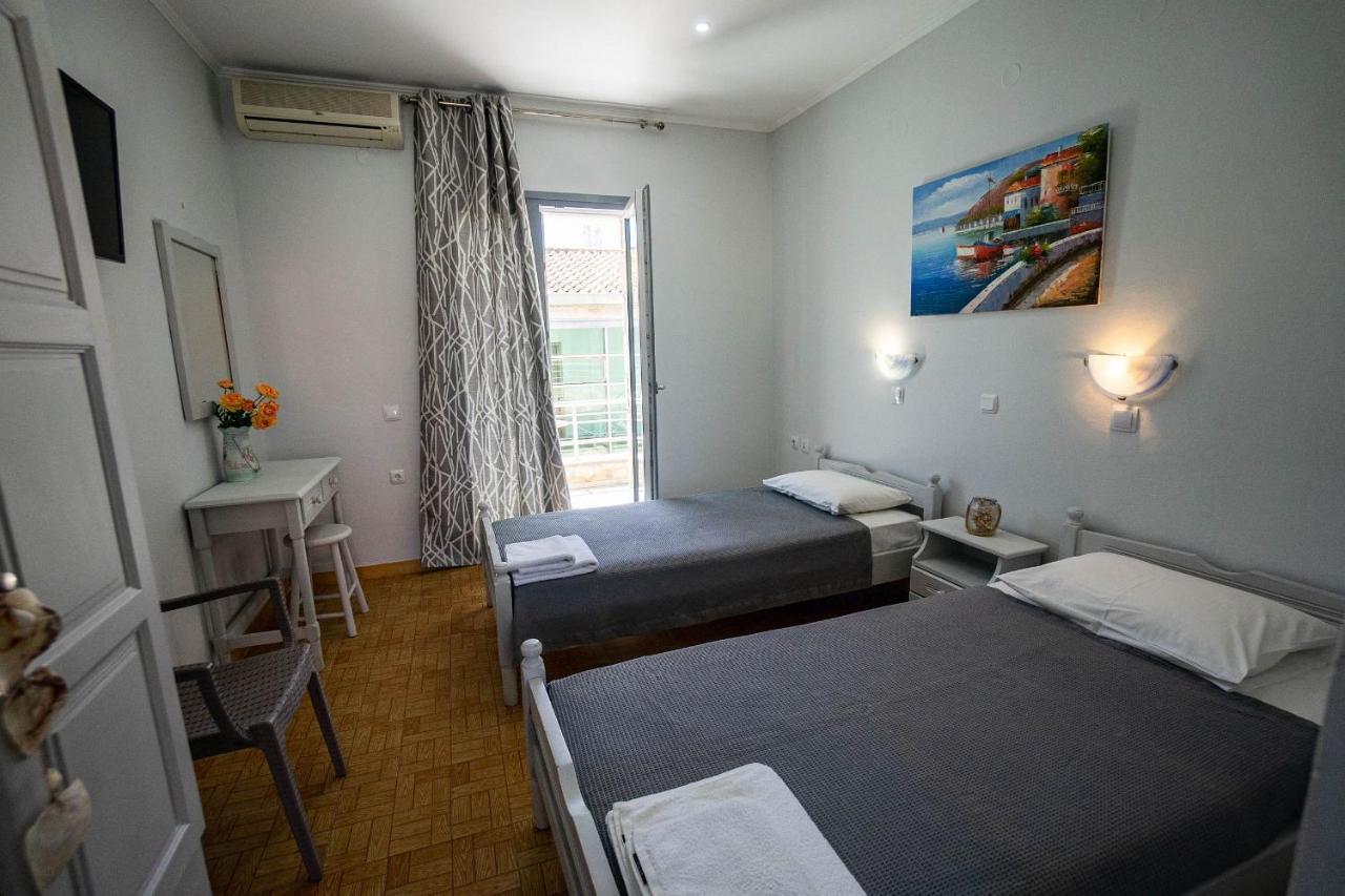 Golden Dolphin Studios & Apartments 阿里克斯 客房 照片