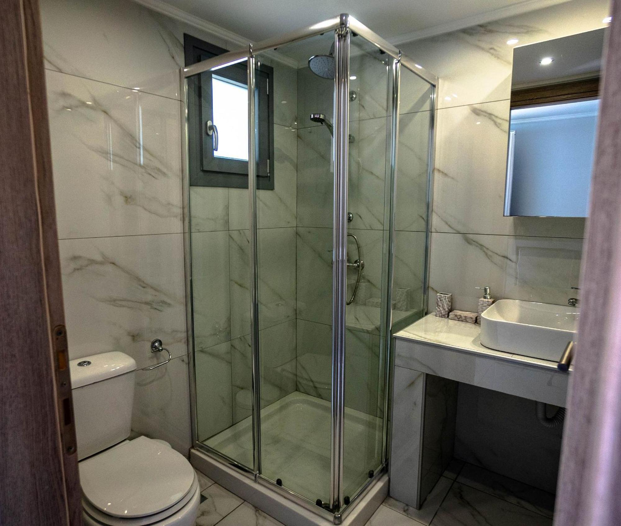 Golden Dolphin Studios & Apartments 阿里克斯 客房 照片